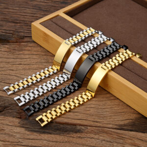 A Sleek Fashion Forward Alloy Bracelet